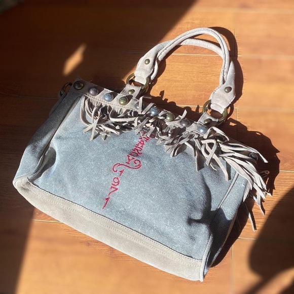 y2k authentic Ed Hardy shoulder bag with fun fringe detailing - Picture 3 of 8